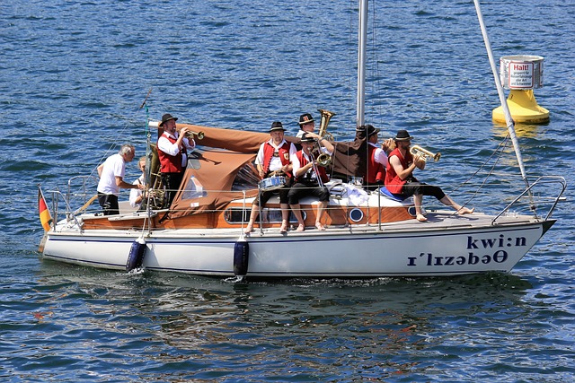 制造威胁 制造威胁